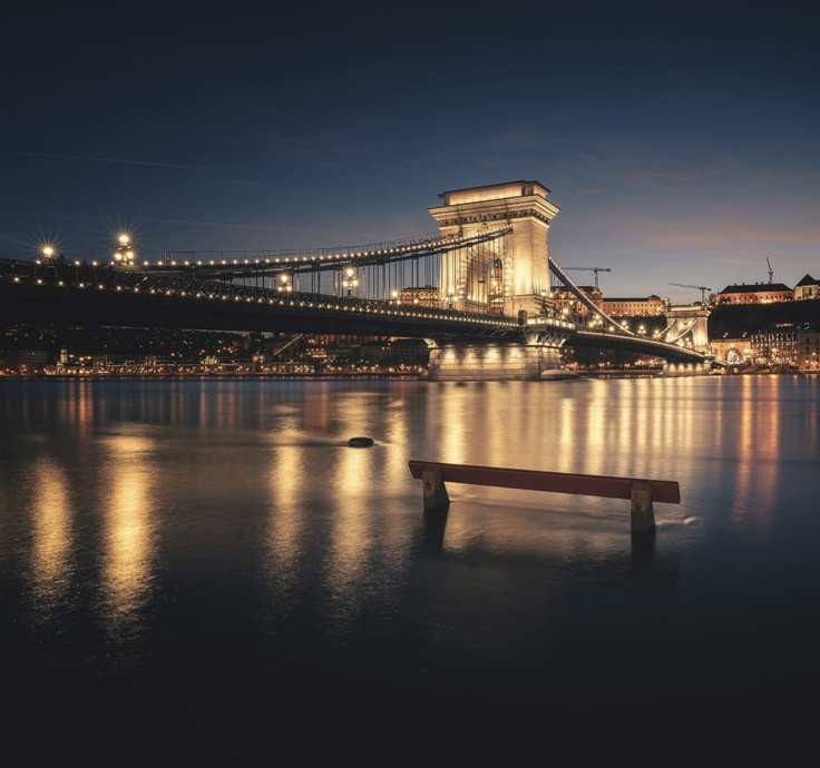 Бесшовная фреска «Ночной мост над Дунаем»