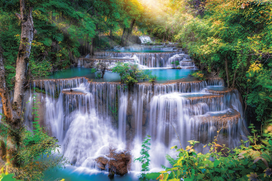 Бесшовная фреска «Водопад Эраван: величие природы Таиланда»